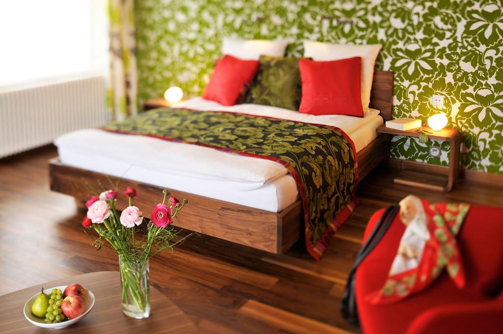 Mollens  La Belle Saison B&B 객실 사진