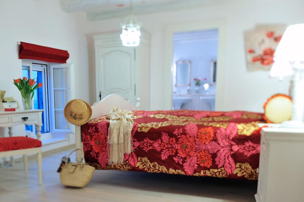 Mollens  La Belle Saison B&B 객실 사진